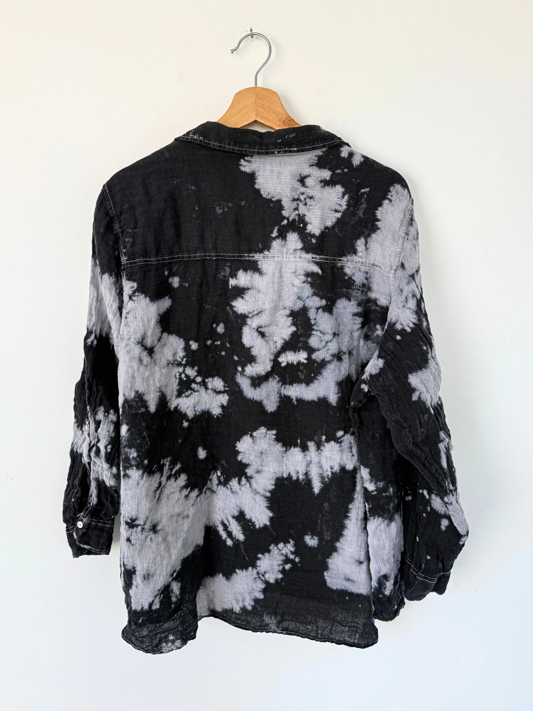 LINEN BUTTON UP - Image 3