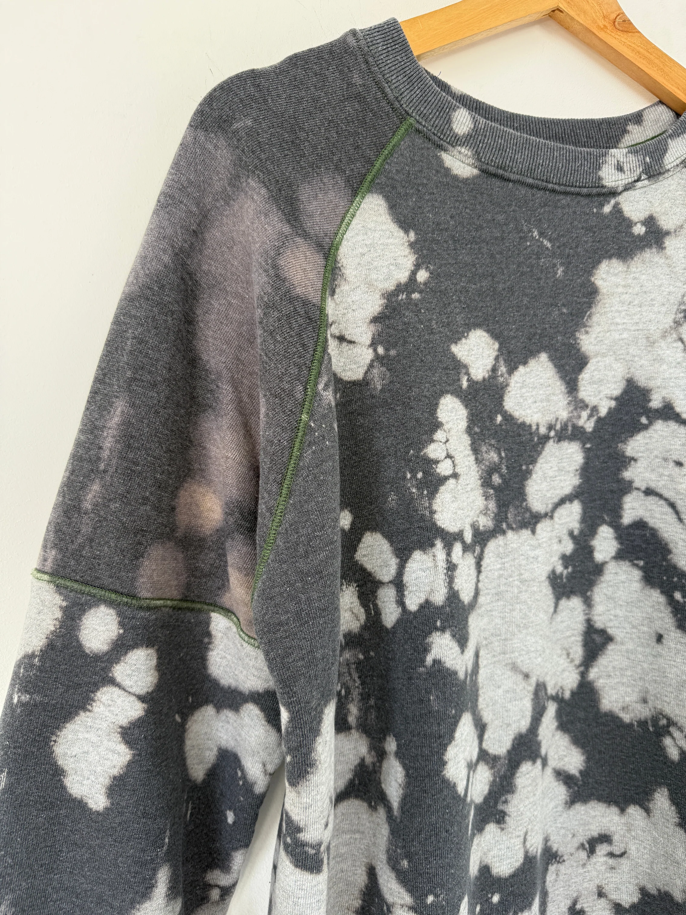 SUAY REMADE RAGLAN SWEATSHIRT - Image 3