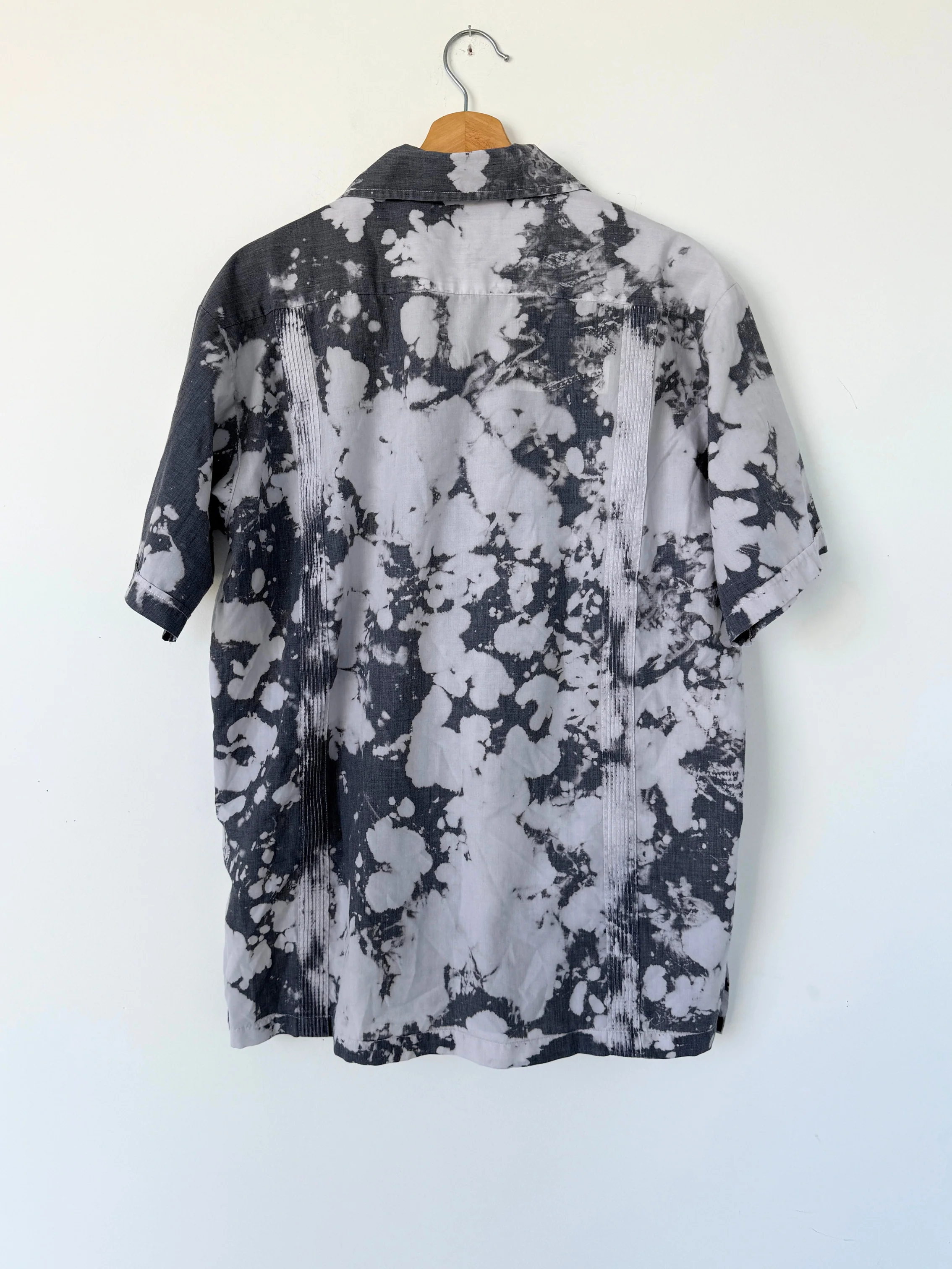 GUAYABERA  BUTTON UP - Image 4