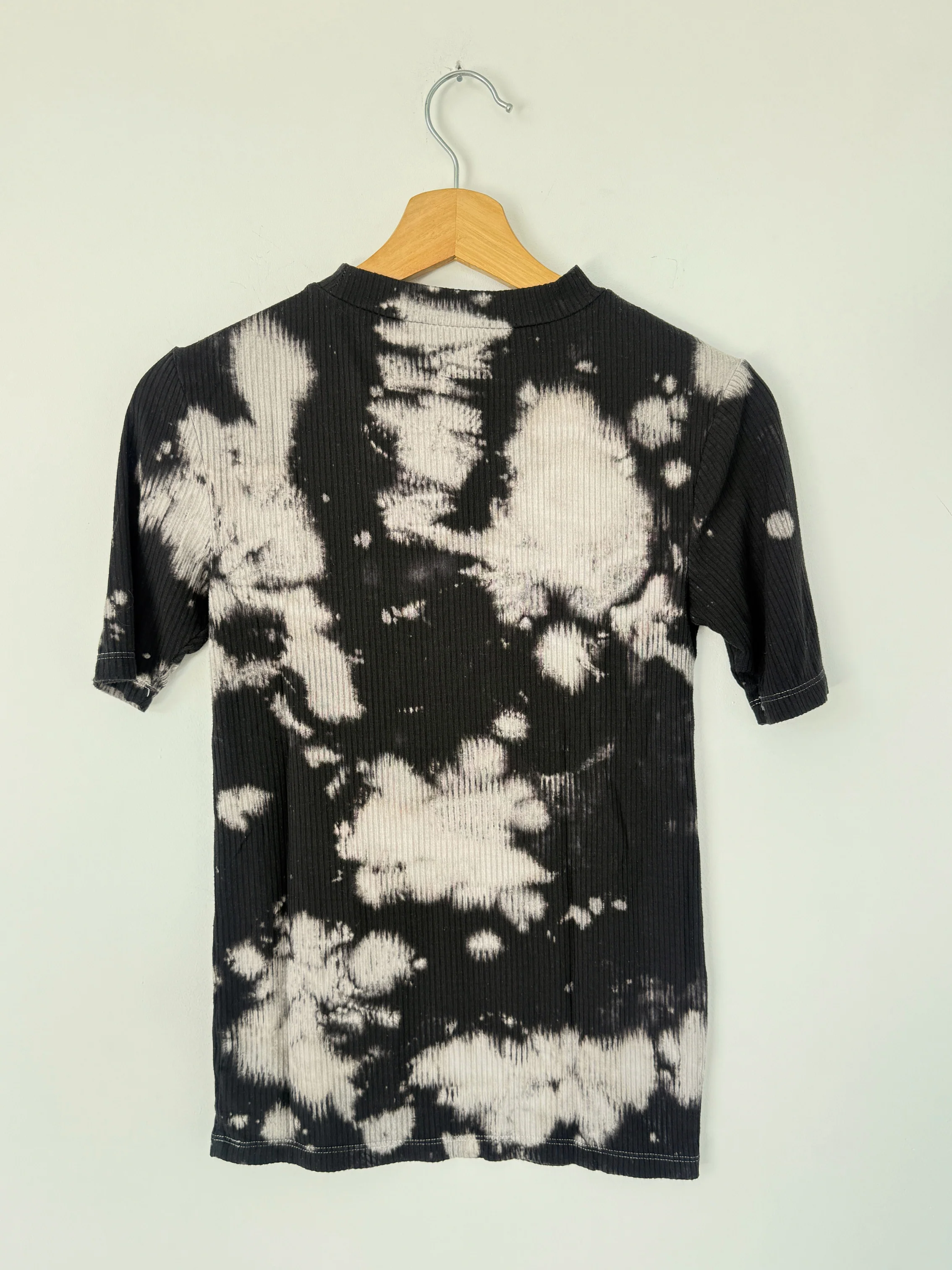 HIGHNECK RIBBED TEE - Image 2