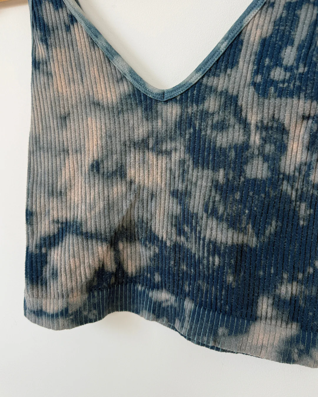 HOT SPRINGS CROPPED TANK - Image 3
