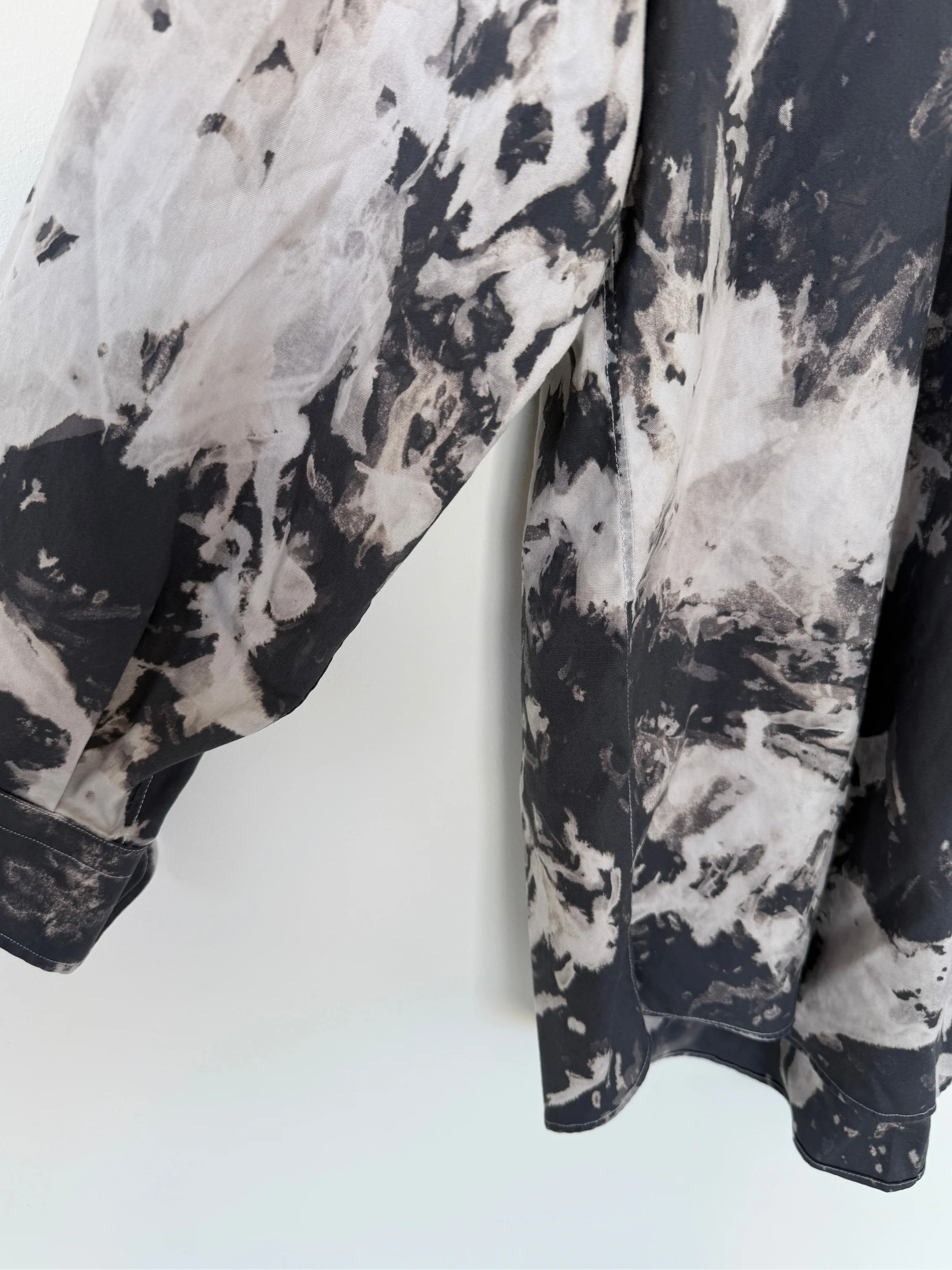 DOUBLE NEEDLE BUTTON UP - Image 2