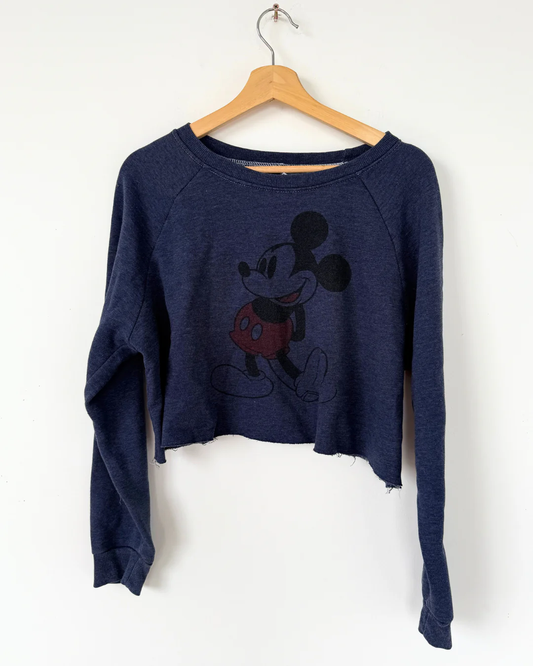 MIDNIGHT CROPPED MICKEY SWEATSHIRT