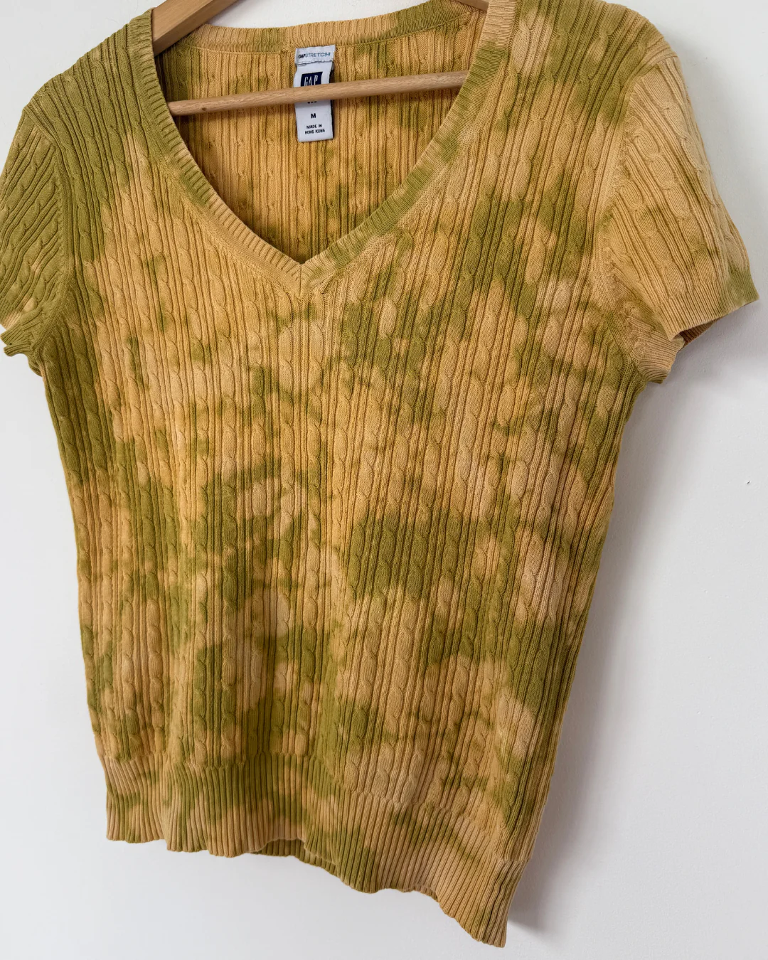 OLIVE OIL TIE DYE SS GAP TOP